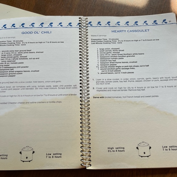 Two cookbooks - Picture 3 of 3